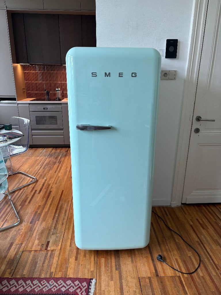 Muntgroene Smeg koelkast, Ophalen, Gebruikt, 200 liter of meer, Energieklasse A of zuiniger