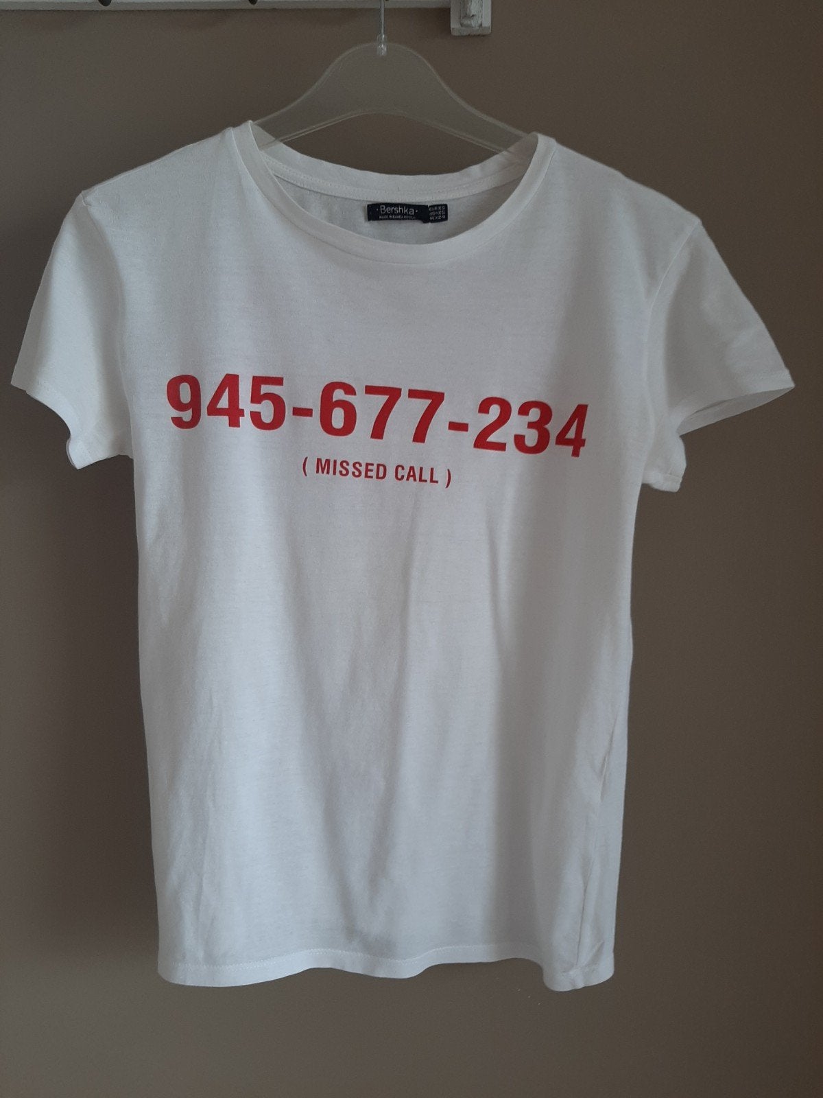 T-shirt Bershka, Kleding | Dames, T-shirts, Wit, Zo goed als nieuw, Korte mouw, Maat 34 (XS) of kleiner