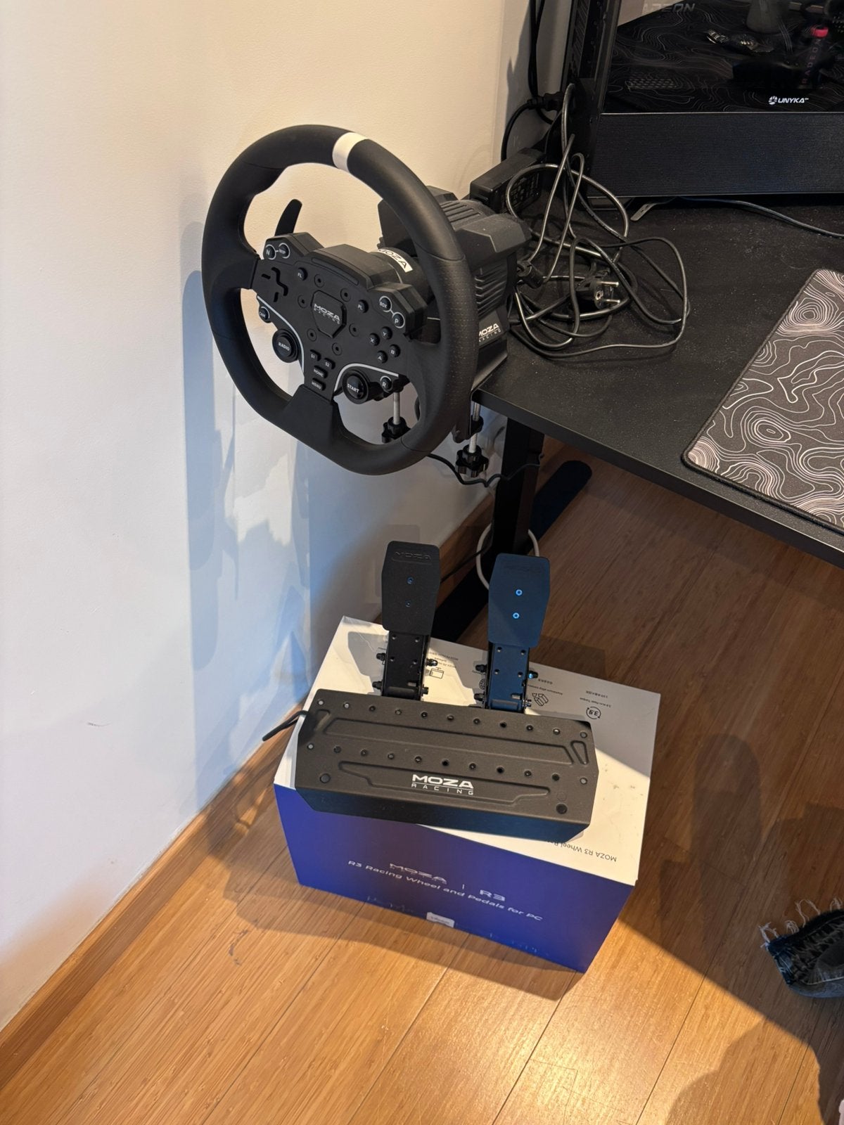 Simulateur de voiture, Enlèvement, Comme neuf, Volant ou Pédales