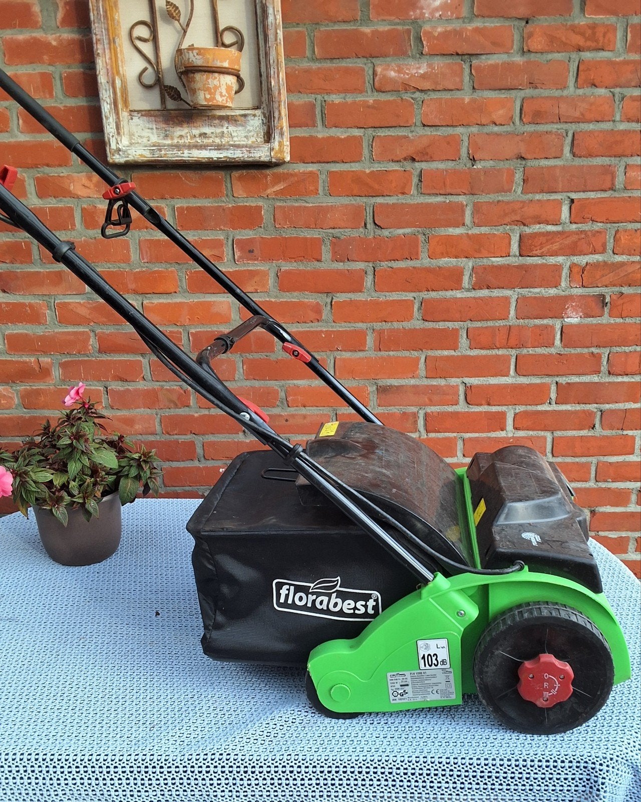 verticuteer machine, Ophalen