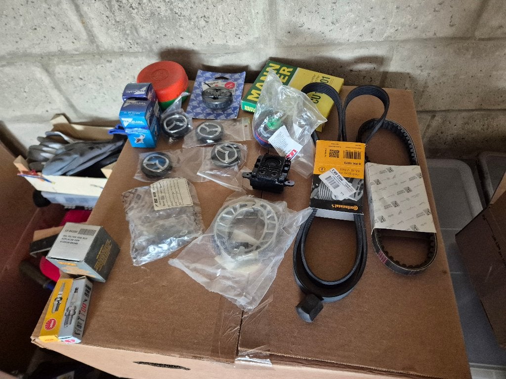 Set auto-onderdelen (VW, Mazda, Daihatsu, enz.), Ophalen, Nieuw, Overige automerken