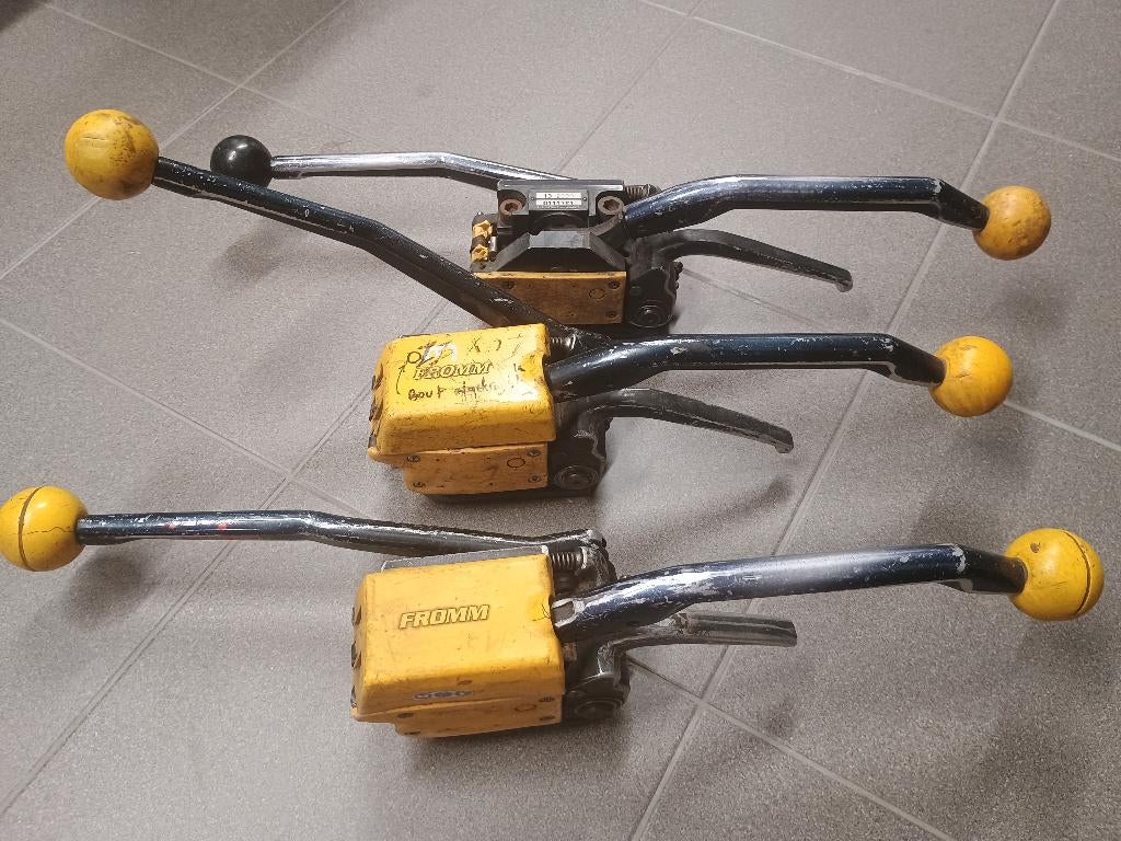 Fromm A333 handmatige omsnoeringsmachines,, Ophalen, Gebruikt