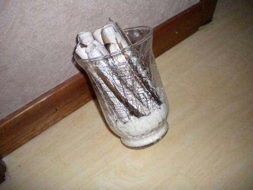 Vaasje met schelpen erin, Ophalen, Glas