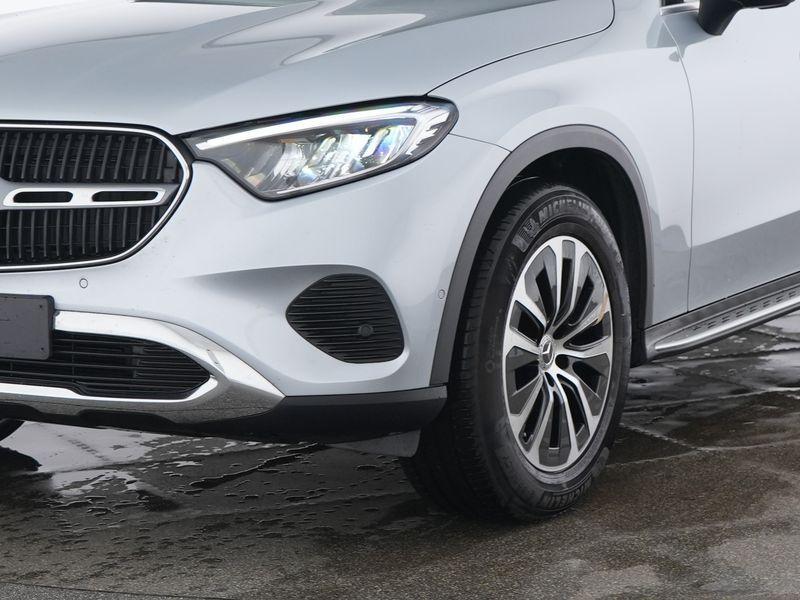 Mercedes-Benz GLC-klasse 200 4MATIC SUV Luxury Line | Alu op, Auto's, Automaat, Stof, Gebruikt, Zwart