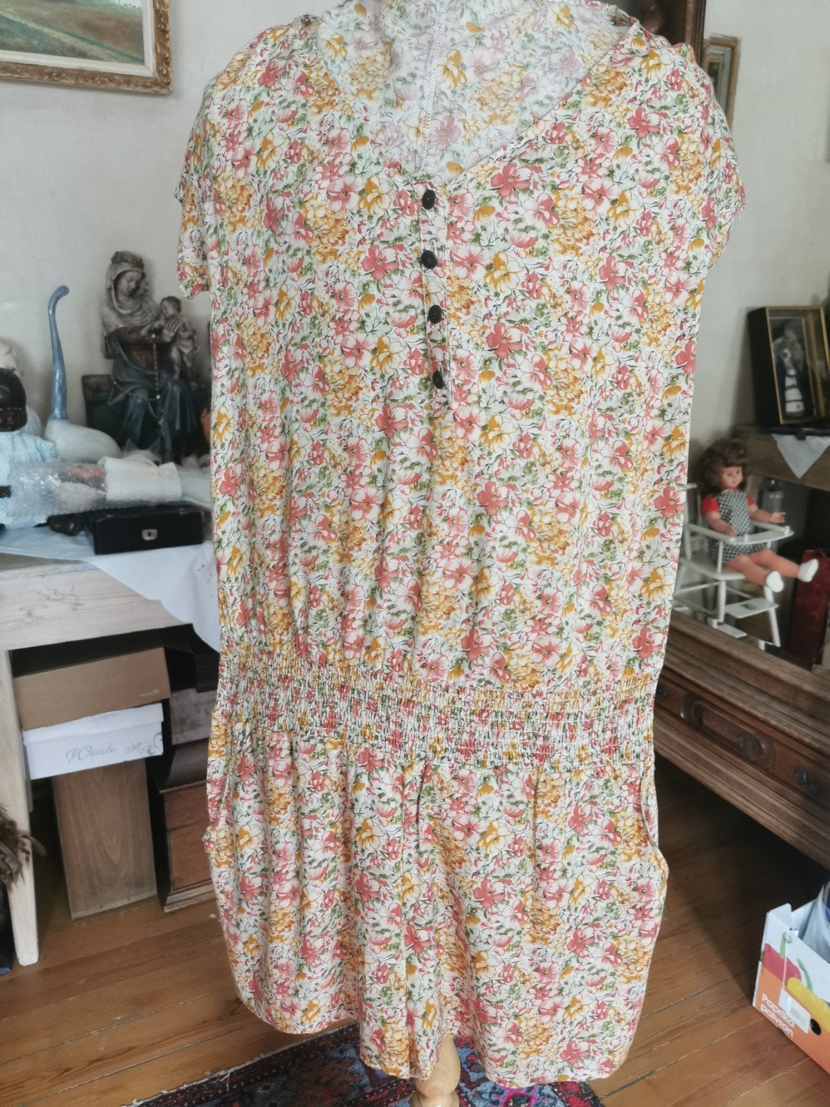 Heel mooi short kleedje van Bershka, Kleding | Dames, Jumpsuits, Maat 38/40 (M), Meerkleurig, Zo goed als nieuw, Bershka