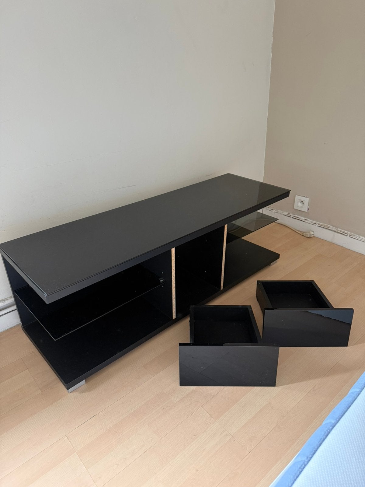 Meuble de télévision noir laqué, Maison & Meubles, Armoires | Mobilier de télévision, 25 à 50 cm, Moins de 100 cm, Enlèvement
