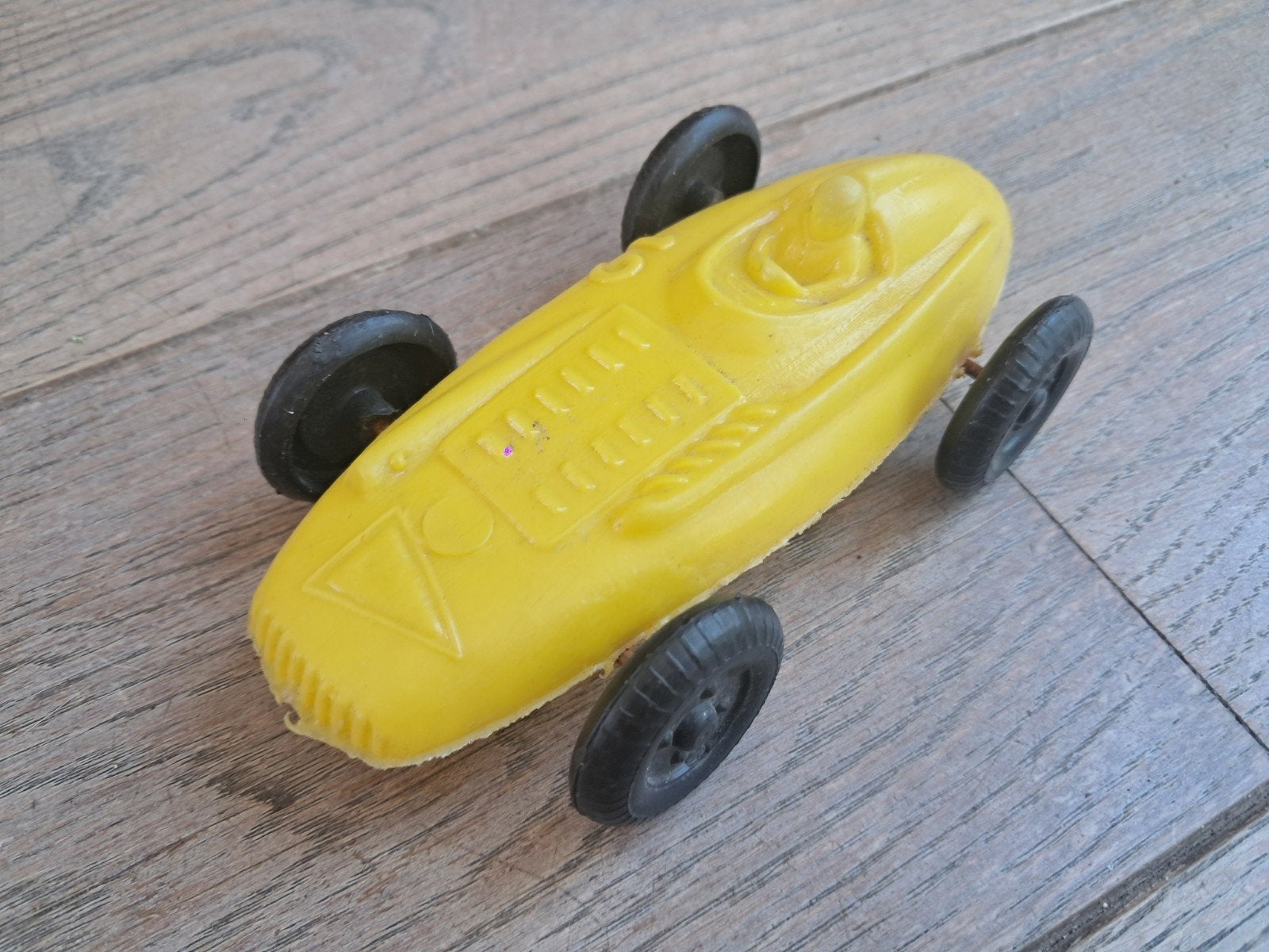 Voiture de course en plastique rétro, Enlèvement ou Envoi