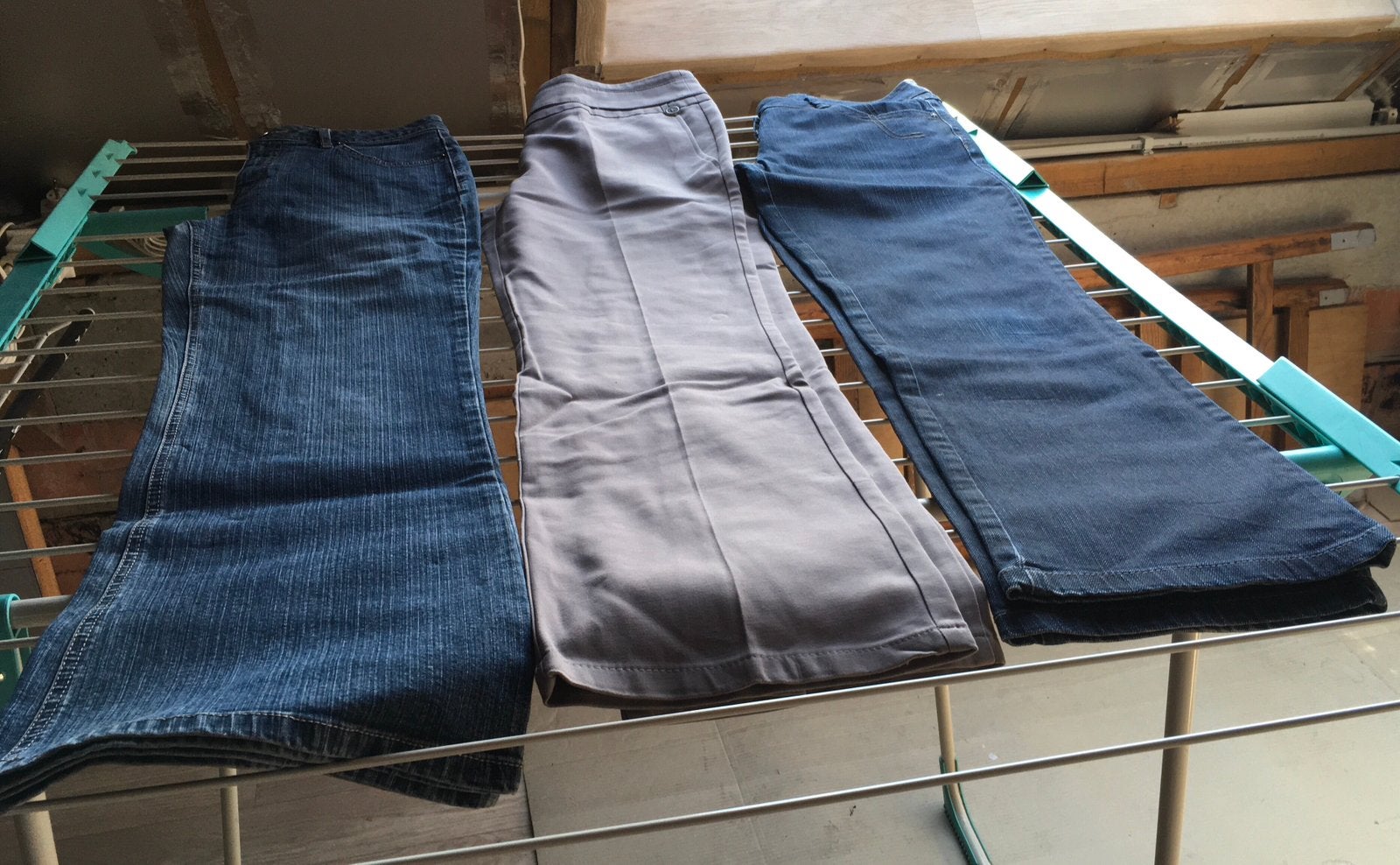 Broeken - maat 38, Kleding | Dames, Broeken en Pantalons, Ophalen, Zo goed als nieuw, Maat 38/40 (M)