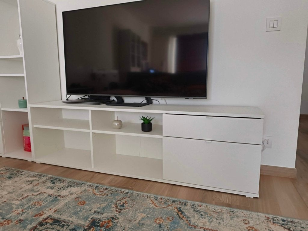 Ikea Vihals TV console, white, 146x37x50 cm, Maison & Meubles, Enlèvement, Utilisé