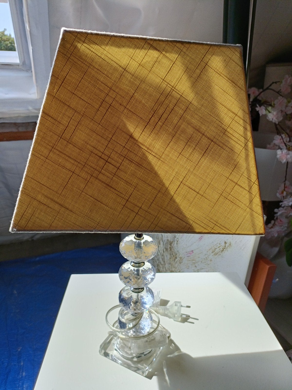 kast lamp, Ophalen