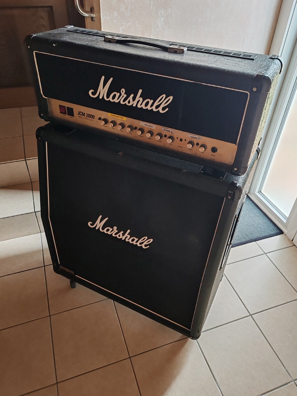 Marshall JCM2000, Musique & Instruments, Enlèvement