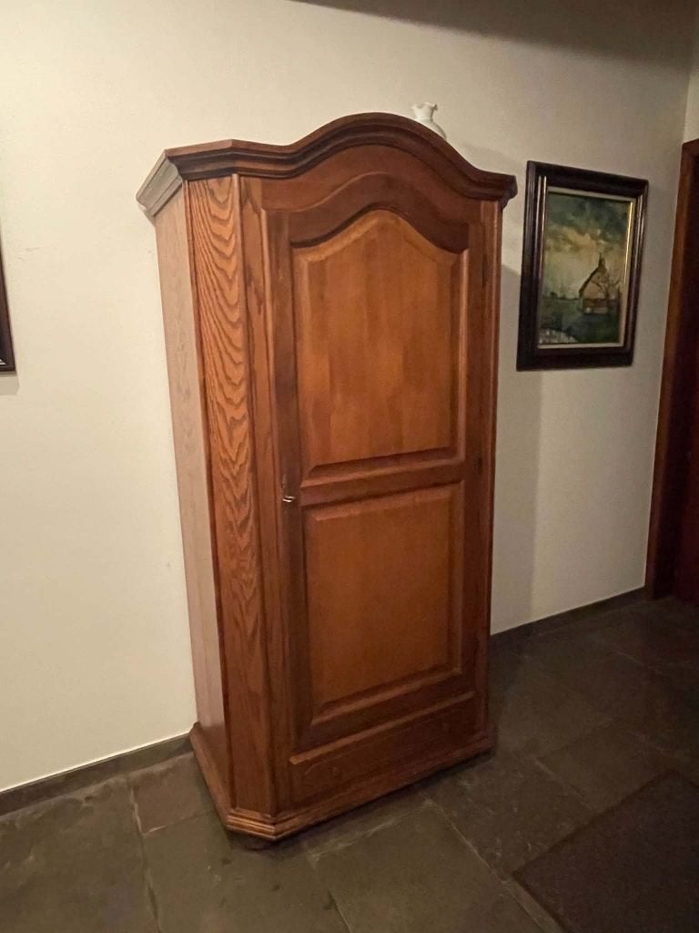 halkast om jassen/kledij in te hangen, Huis en Inrichting, Ophalen, Gebruikt