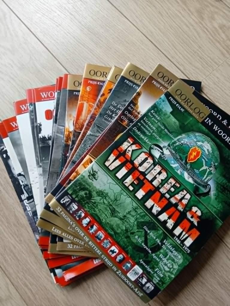 Pakket oorlogsboeken + magazines + encyclopedies> zie foto's, Enlèvement, Deuxième Guerre mondiale, Utilisé, Général