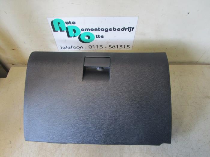 Boîte à gants d'un Hyundai Getz (Getz 03-), -, 3 mois de garantie, Utilisé, Hyundai