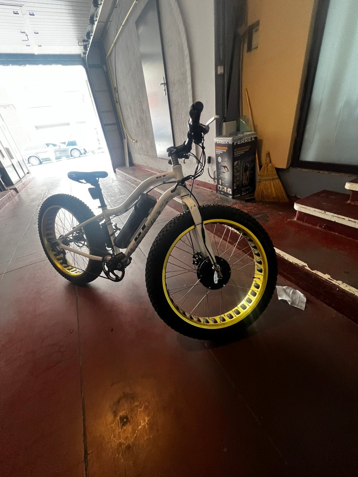 Fat bike électrique gt, Vélos & Vélomoteurs, Vélos | Vélos pliables, Enlèvement, Neuf, Autres marques