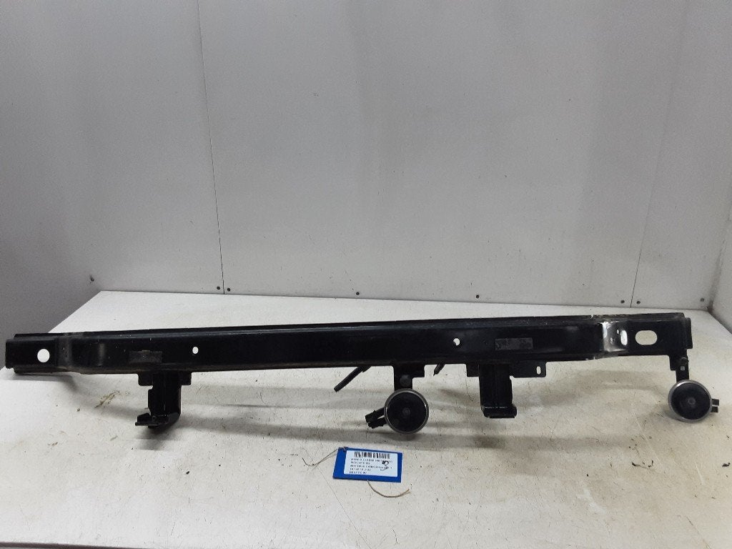 RENFORT PARE CHOC AVANT (TRAVERSE) Mercedes-Benz X (470), Autos : Pièces & Accessoires, Mercedes-Benz, Mevr. I. Hauben, Utilisé