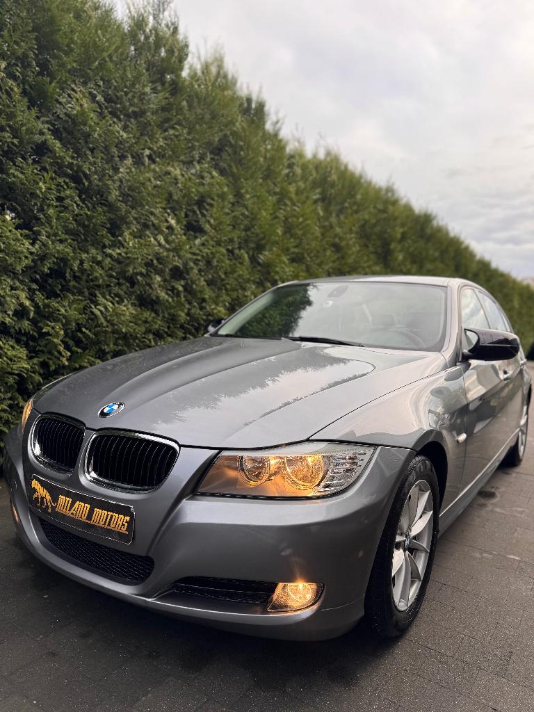BMW 318I AUTOMAAT 93000kms, Auto's, Automaat, Euro 5, Achterwielaandrijving, 4 cilinders