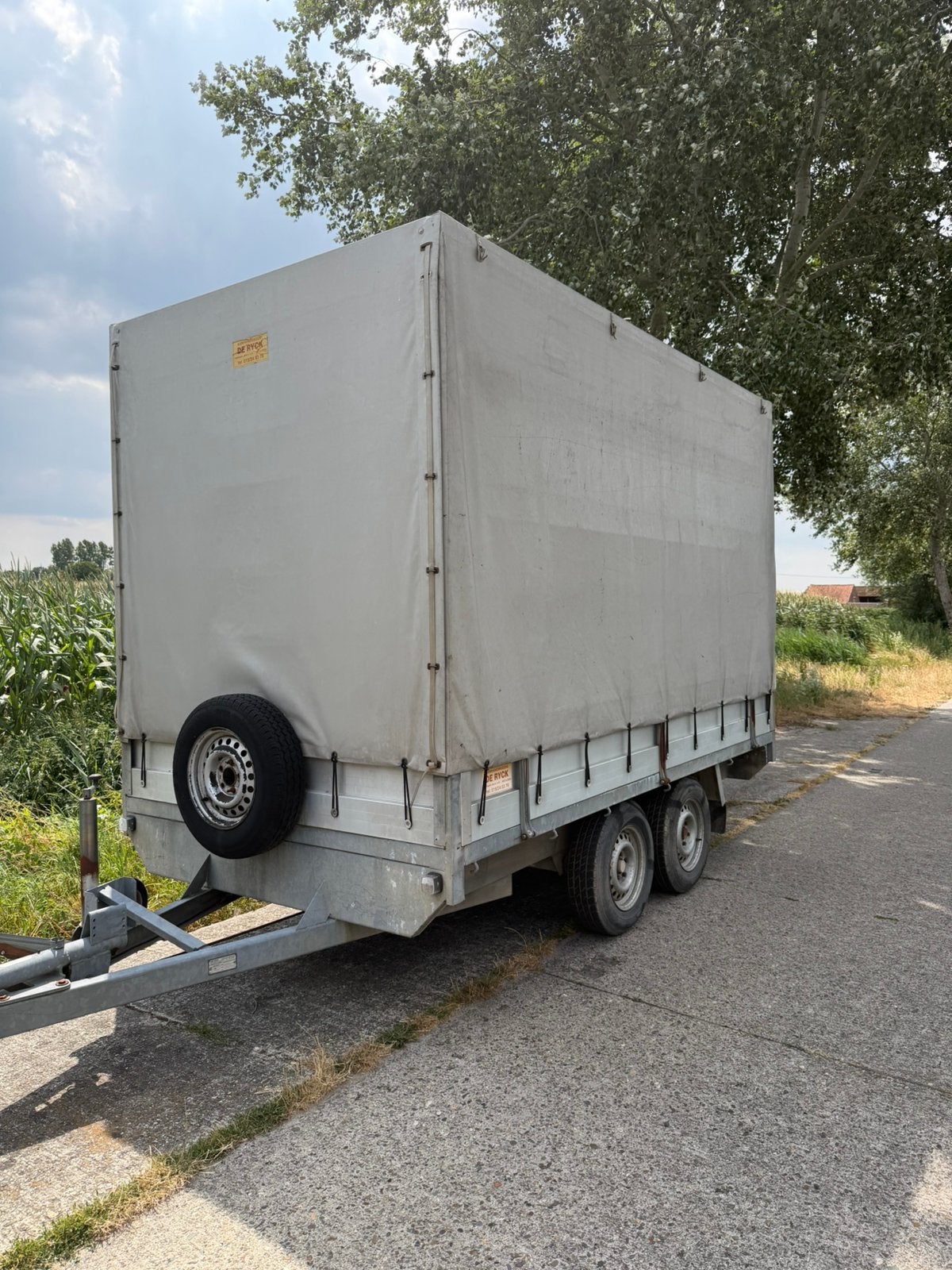 Grote aanhangwagen met huif (gekeurd voor verkoop), Auto diversen, Aanhangers en Bagagewagens, Zo goed als nieuw, Ophalen