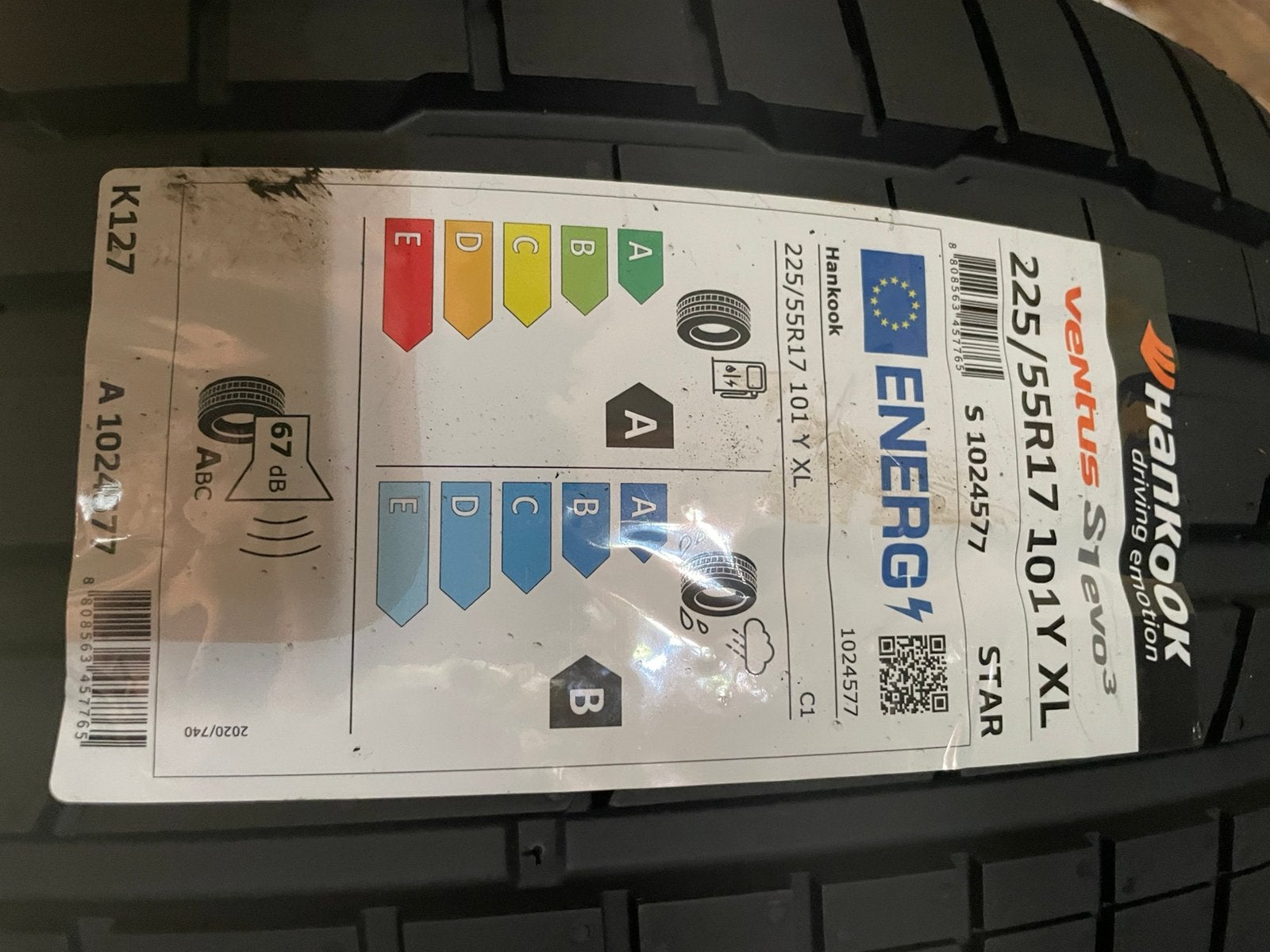 Hankook 225/55r17 nouveau, Autos : Pièces & Accessoires, Pneus & Jantes, Neuf, Pneus été, Enlèvement, 225 mm