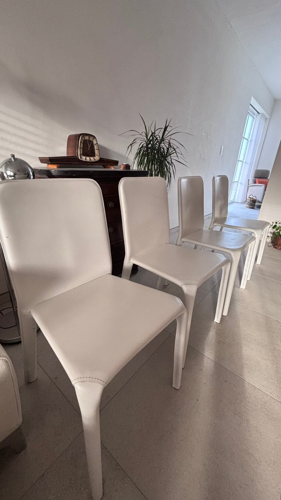Italiaanse designstoelen, Huis en Inrichting, Ophalen, Wit, Design, Leer