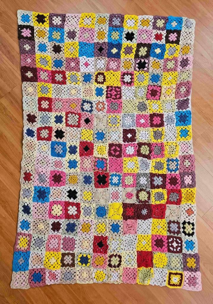 Vrolijke granny square 142/90 cm, Ophalen of Verzenden, Gebruikt, Meerkleurig, Overige stijlen