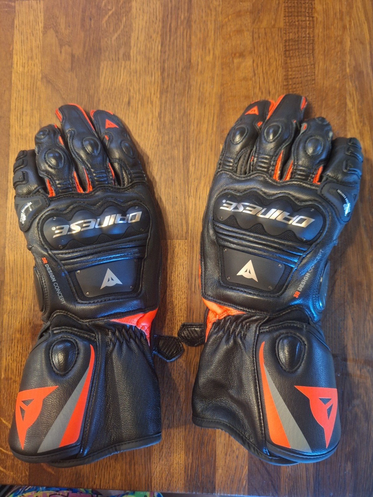 Dainese lederen handschoenen maat 9L nieuw, Ophalen, Handschoenen
