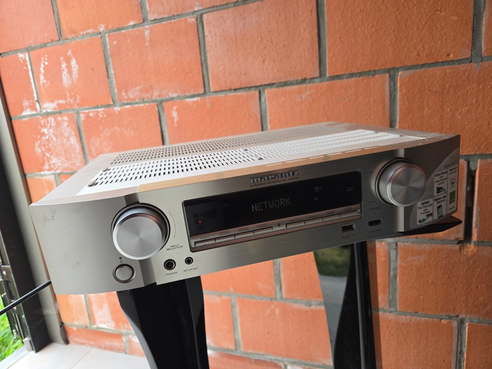 Marantz NR1604, een compacte 7.1-kanaals Slimline Netwerk AV, Ophalen