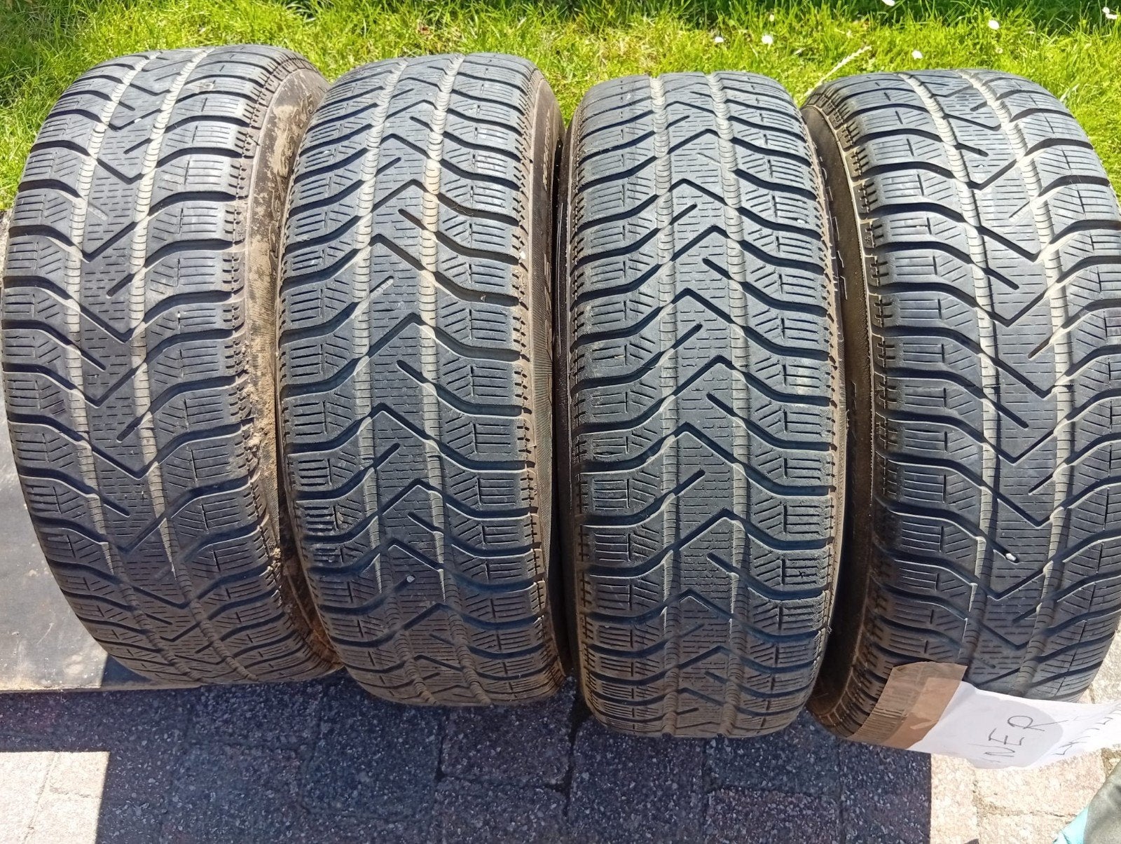 Pneus neige + jantes, Autos : Pièces & Accessoires, 15 pouces, Pneus et Jantes, Pneus hiver, Véhicule de tourisme