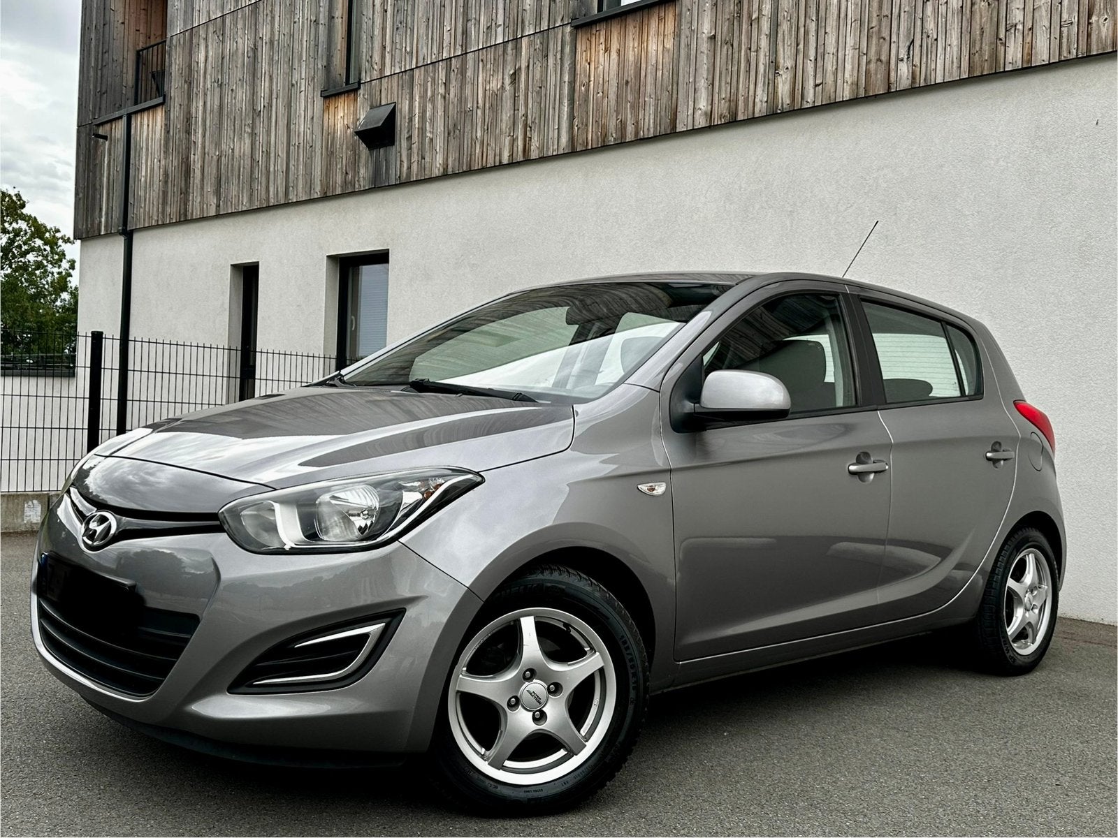 Hyundai i20 1.2i *68500KM!!*Garantie 12 Mois, Autos, Achat, 63 kW, Entreprise, Garantie prolongée