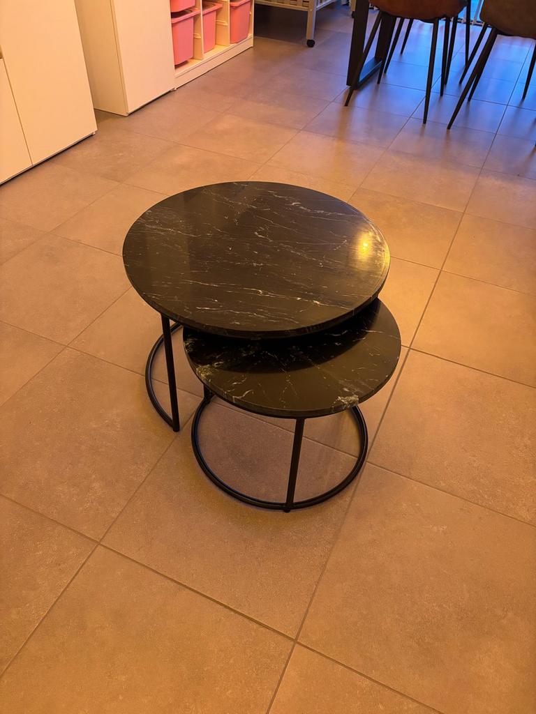 2 salon tafeltjes, Ophalen, Zo goed als nieuw