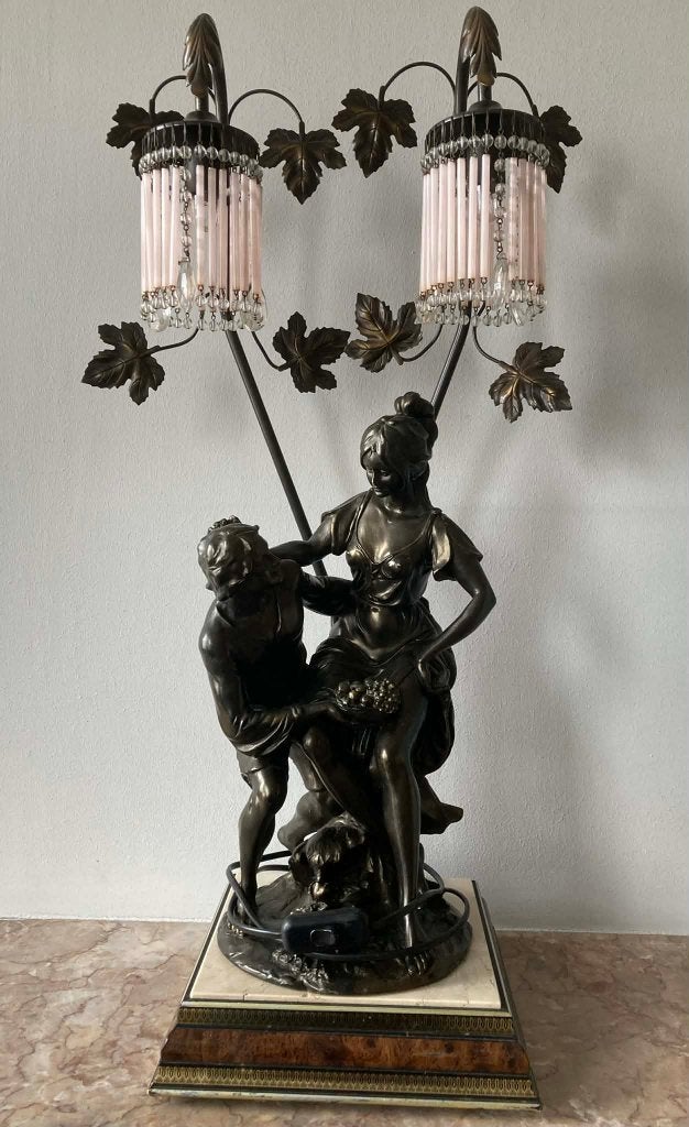 Grote lamp met beeld verliefd koppel, Ophalen