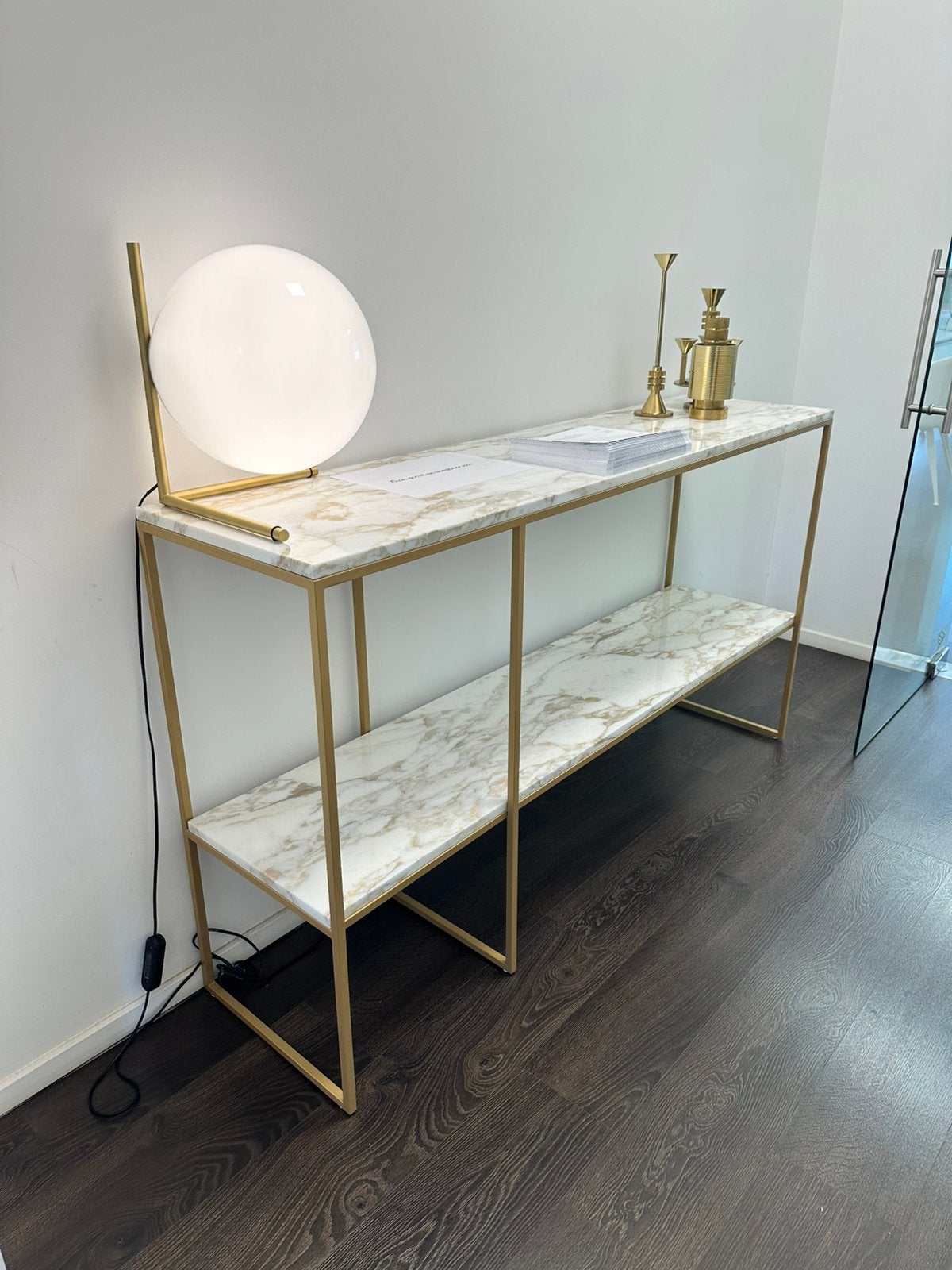Dressoir in authentiek natuurmarmer, Maison & Meubles, Tables | Dessertes, Comme neuf, Enlèvement