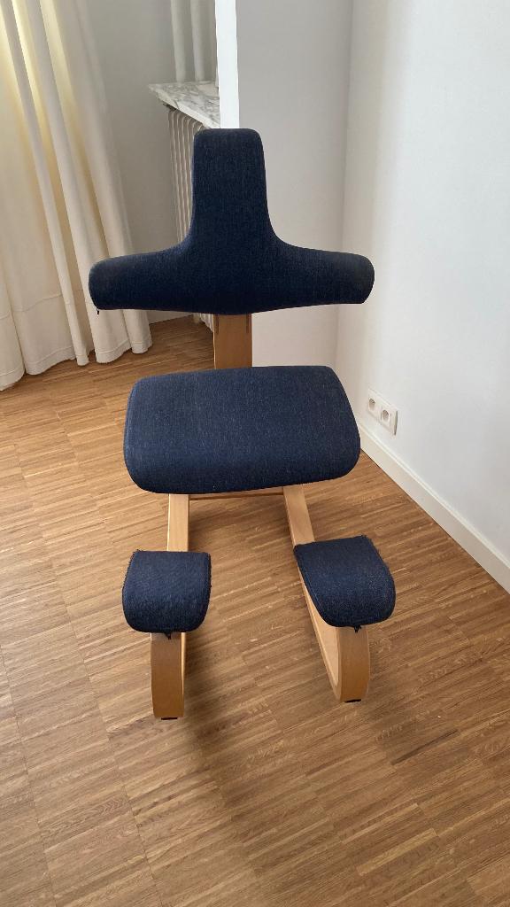 Stokke (Varier) Thatsit ergonomiche stoel, Huis en Inrichting, Ophalen, Blauw, Bureaustoel