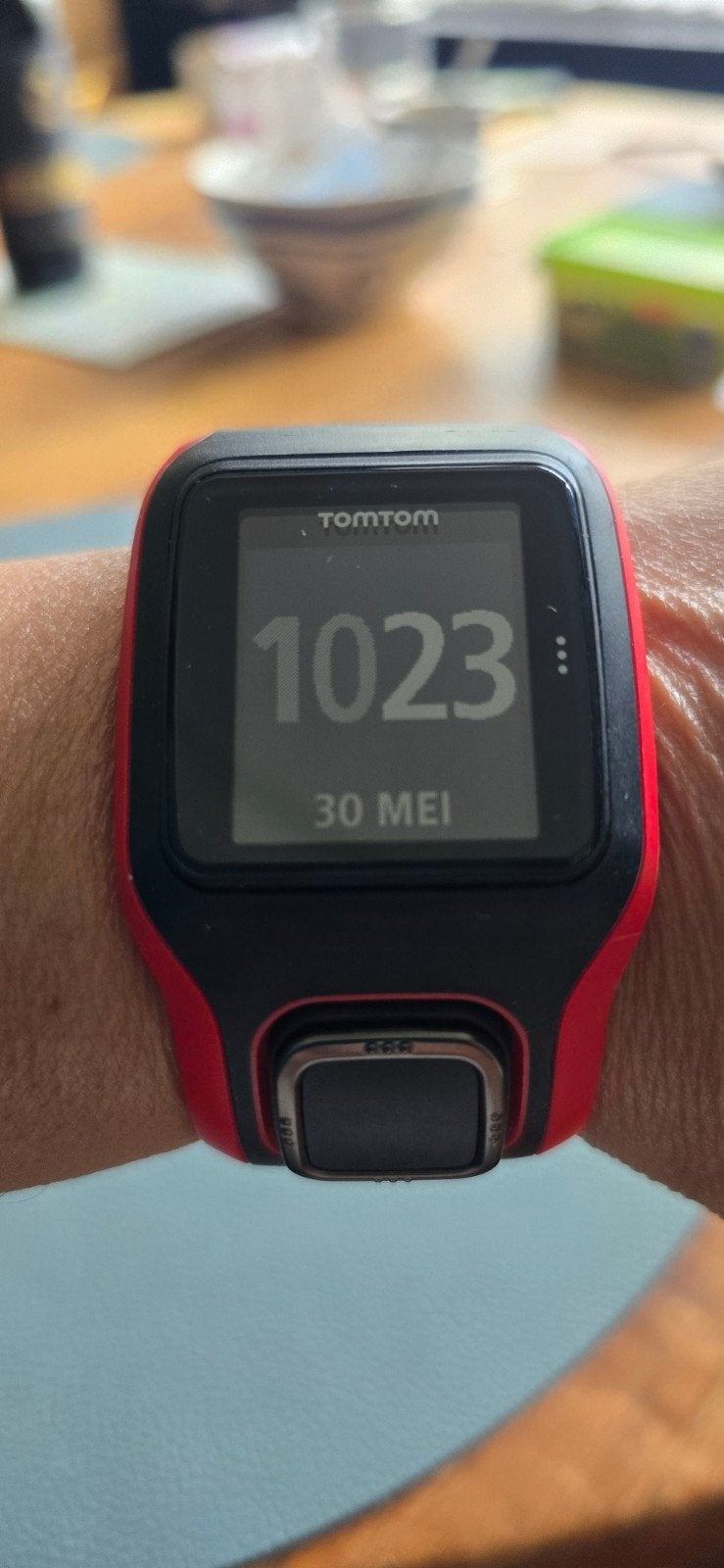 Montre de cardio-sport multisports Tom Tom, Rouge, Étanche, Comme neuf, Enlèvement