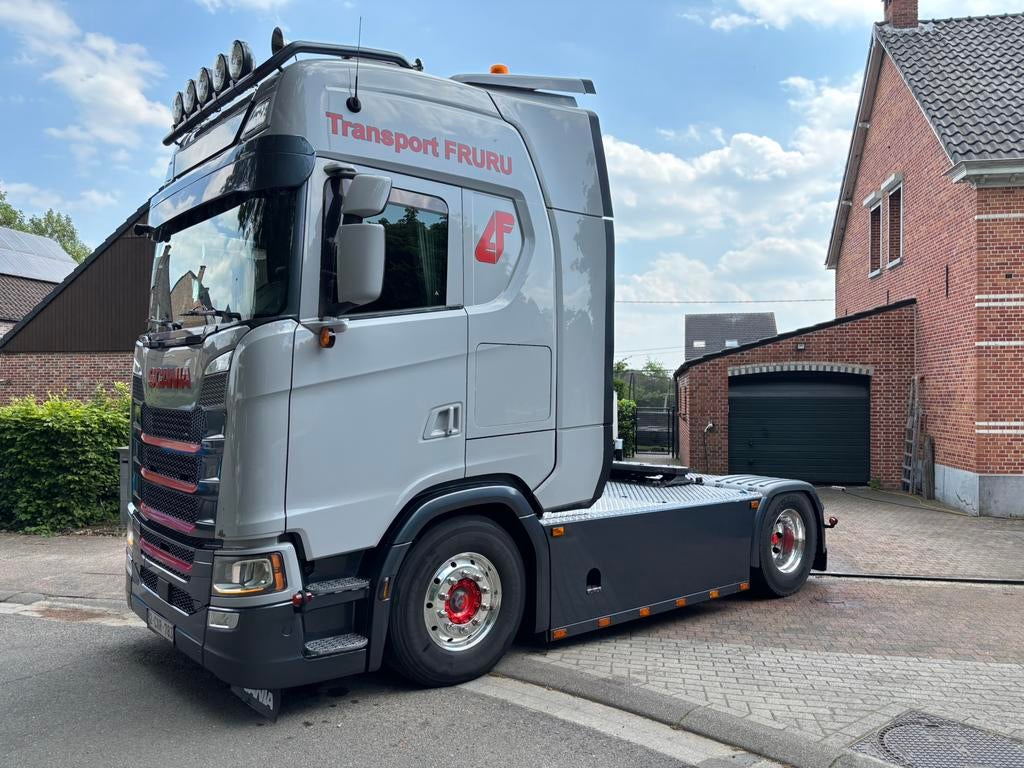 Scania S450, Auto's, Automaat, Achterwielaandrijving, Leder, Bedrijf