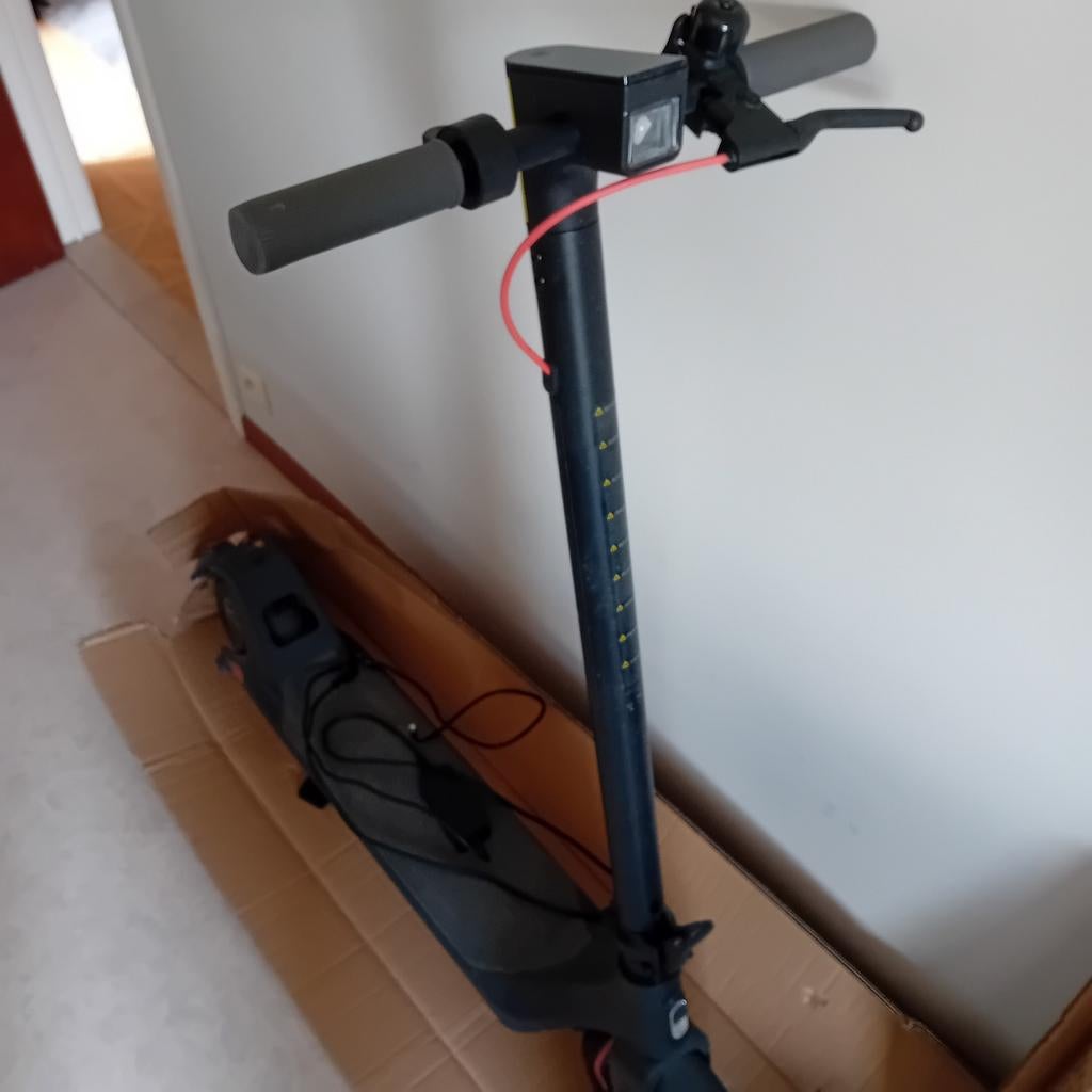 Electric scooter xiaomi 4 Lite ( 2nd gen), Fietsen en Brommers, Steps, Ophalen
