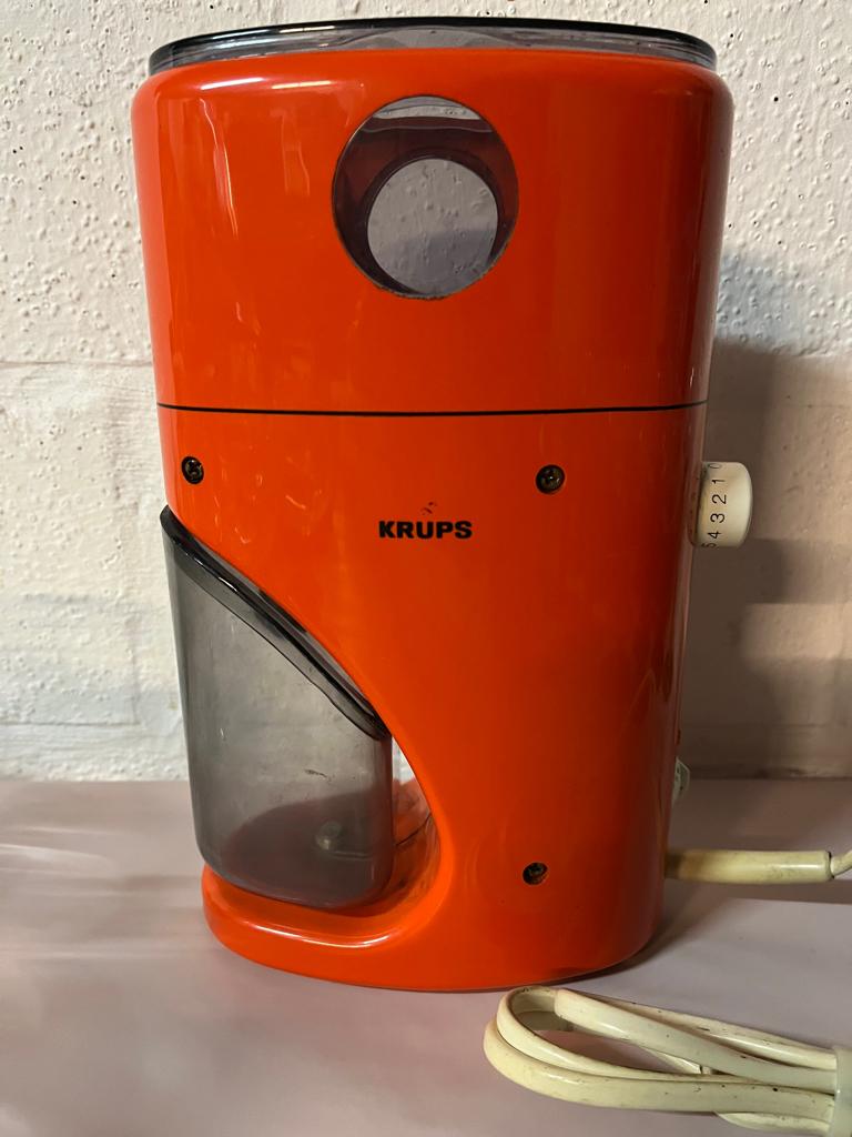 Vintage Krups Coffina Typ 223 A koffiemolen., Kunststof, Ophalen of Verzenden, Overige merken, Oranje