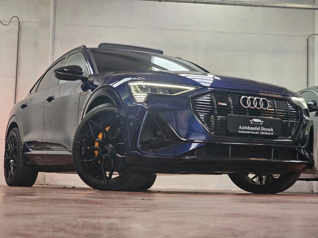 Audi Q8 ETRON 55 BLACK EDITION SPORTBACK | QUATTRO | PANO, Auto's, Audi, Automaat, Blauw, Q8 e-tron, 5 zetels