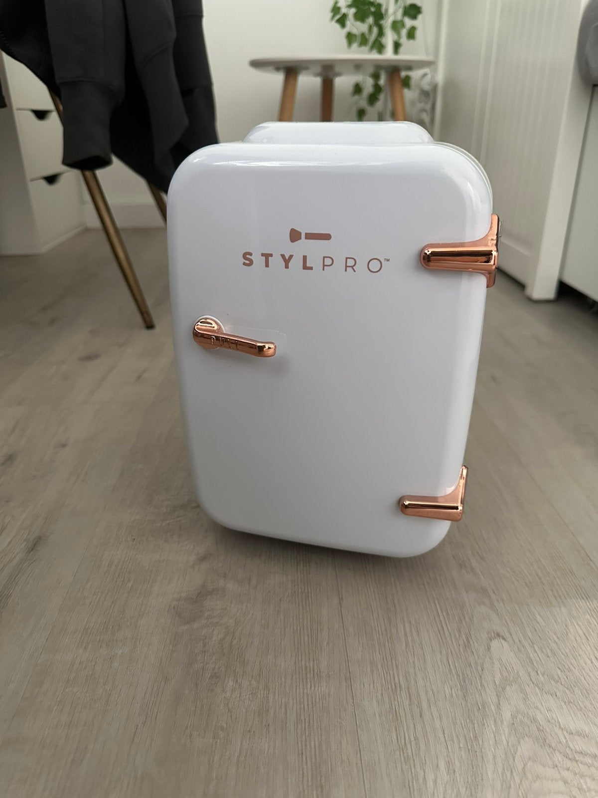 Mini frigo, Elektronische apparatuur, Koelkasten en IJskasten, Verzenden, Zo goed als nieuw