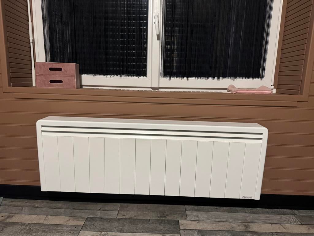 Radiateur aterno 2 ubcp 1900 nouvelle génération, Doe-het-zelf en Bouw, Ophalen of Verzenden, Zo goed als nieuw
