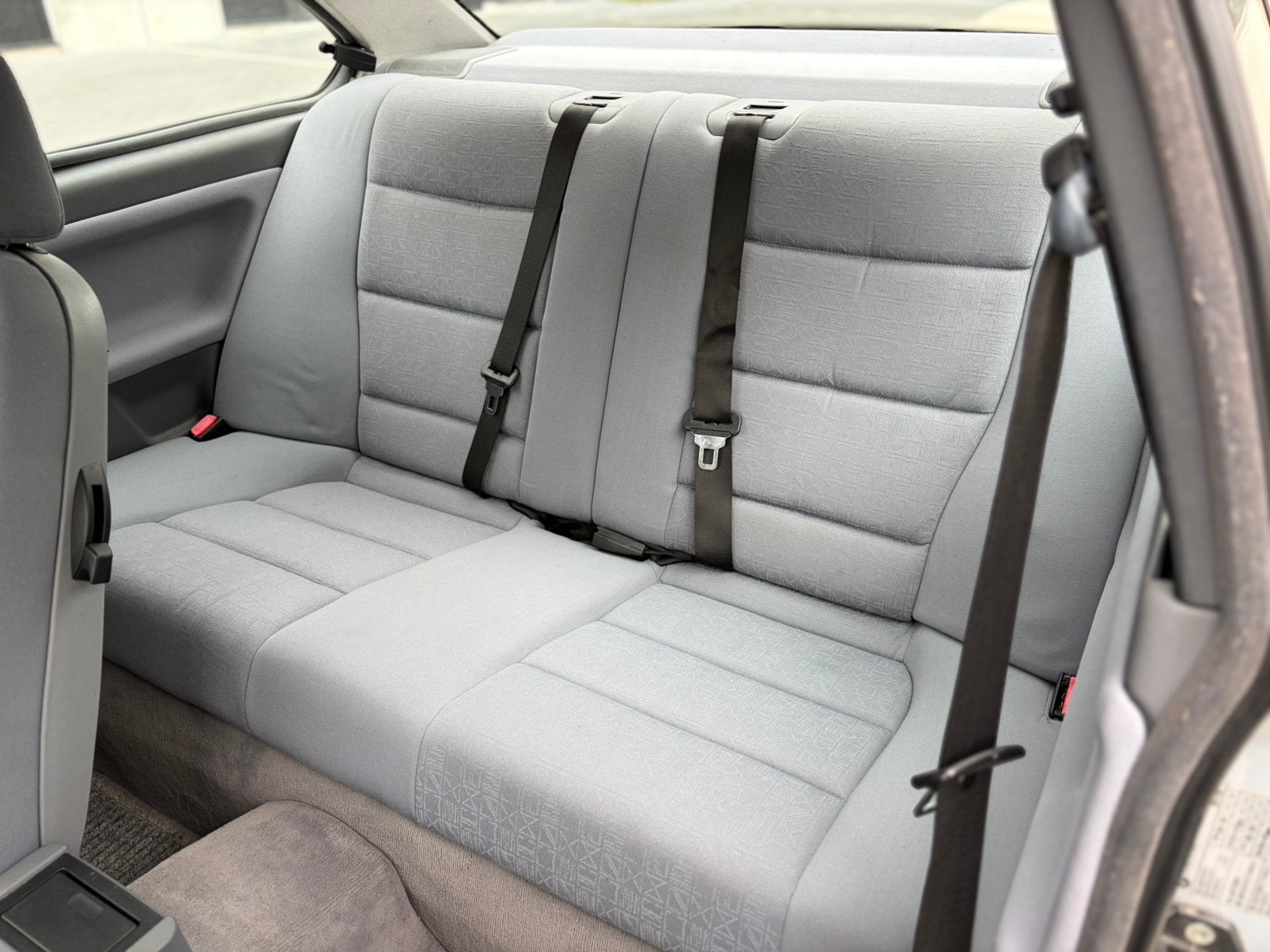 BMW 316i E36 coupe | Oldtimer | Automaat | Mooie staat, foto 12