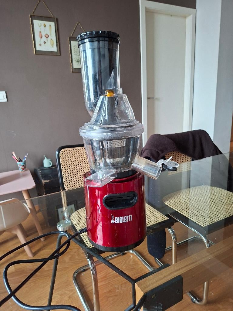 Slow elektrische fruitpers - Bialetti, Elektronische apparatuur, Ophalen, Gebruikt, Elektrisch, Slowjuicer