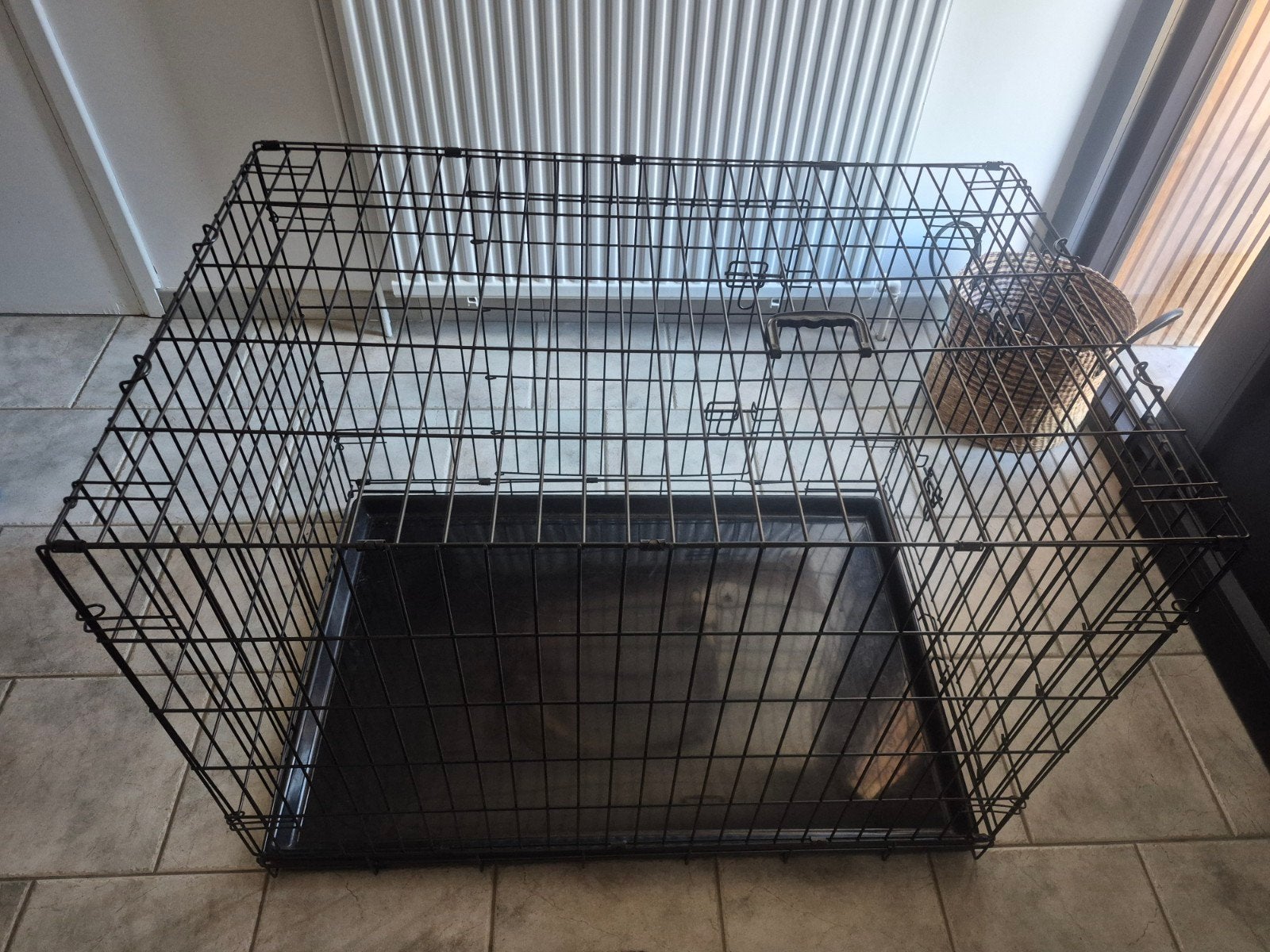 hondenbench 107cm70cmx77cm / zwart, Animaux & Accessoires, Maisons pour chiens, Comme neuf, Enlèvement, Niche à chien, 75 à 110 cm