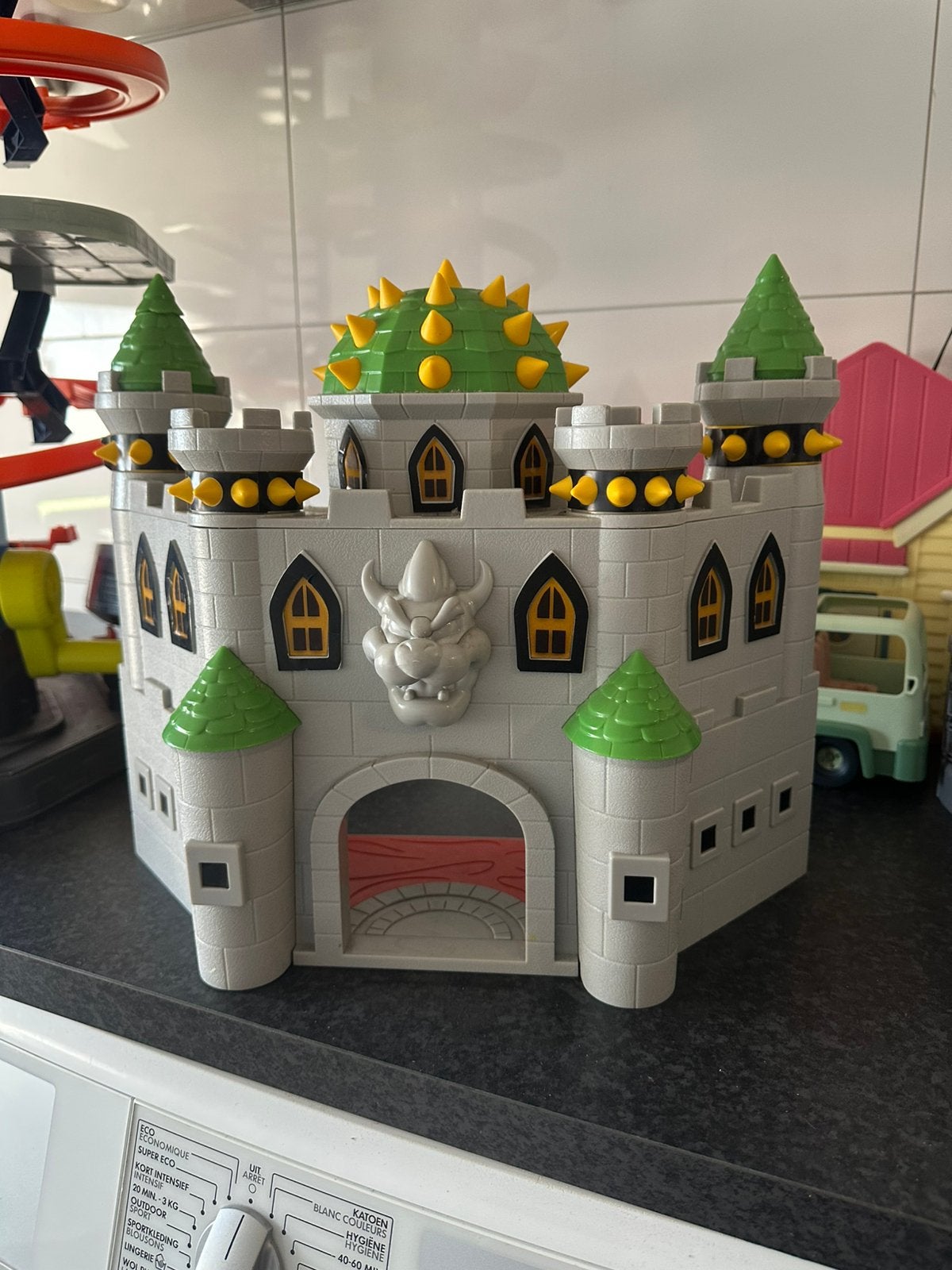 Kasteel Bowser (super mario), Ophalen, Zo goed als nieuw
