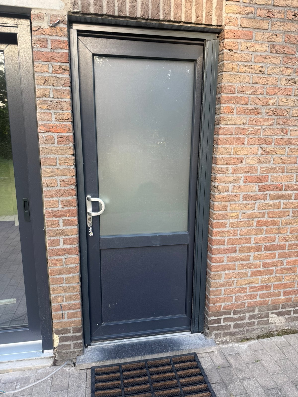 Buitendeur, Kunststof, Deurkozijn, Zo goed als nieuw, 150 tot 225 cm