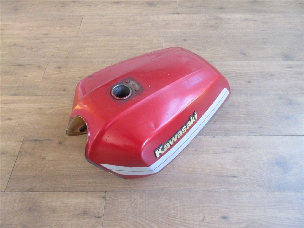 Kawasaki GT550 benzinetank GT 550 benzine tank KZ550G KZ 550, Motos, Enlèvement ou Envoi, Utilisé