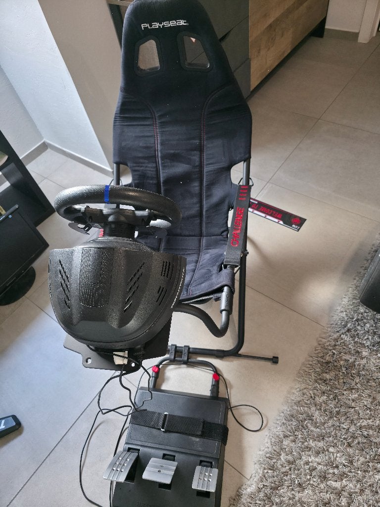 Playseat Challenge (Alcantara) met Thrustmaster T300RSGT, Games en Spelcomputers, Ophalen, Gebruikt, Playseat of Racestoel, PlayStation 3