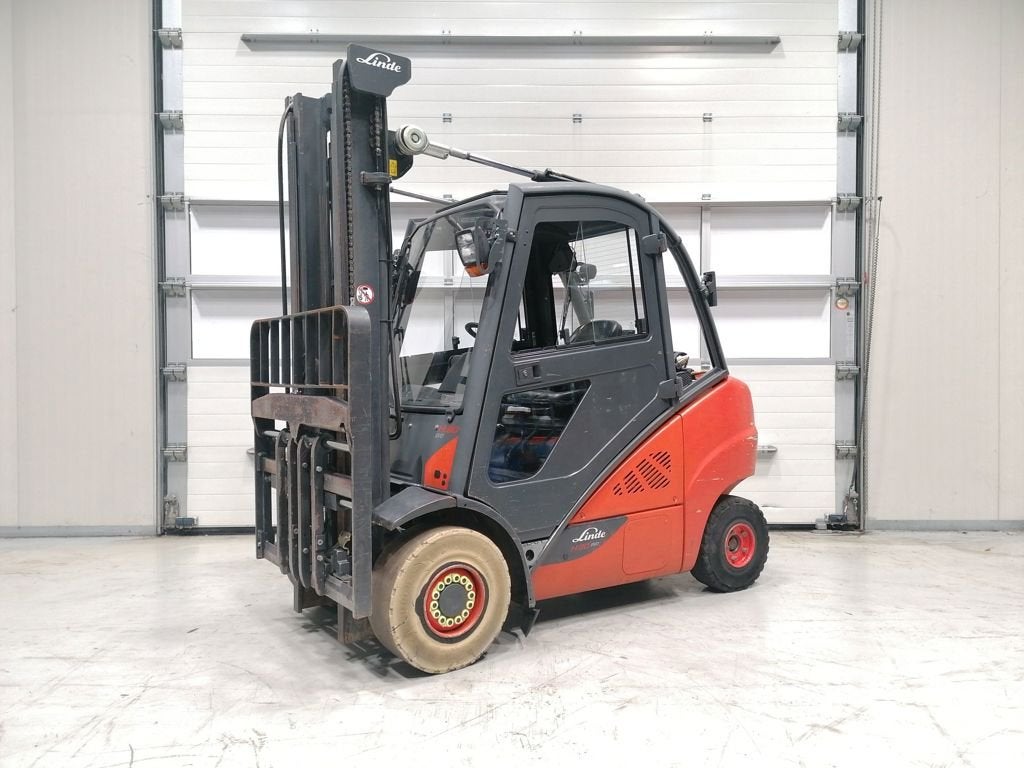 Linde H30CNG-02, Articles professionnels, 3000 à 4000 kg, LPG, Chariot élévateur, LINDE