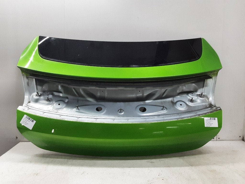 ACHTERKLEP Porsche Taycan (Y1A) (01-2019/12-2023), Auto-onderdelen, Gebruikt, Achterklep, Porsche Deutschland GmbH, Porscheplatz 1
70435  Stuttgart, DE