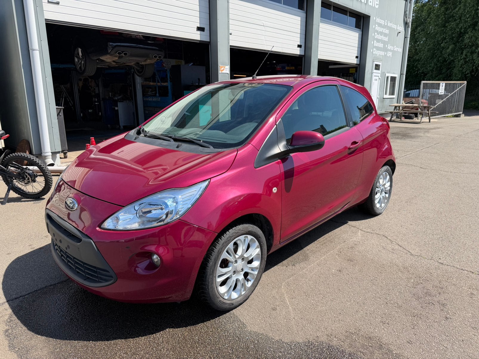 Ford Ka 1.2i Bouwjaar 2012 AIRCO ! ! !, Autos, Ford, Entreprise, Achat, Ka, ABS, Airbags, Air conditionné, Electronic Stability Program (ESP)